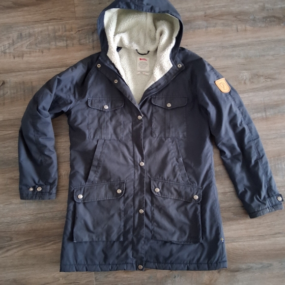 Fjallraven Jackets & Blazers - Fjallraven Greenland Parka MEDIUM Navy GUC